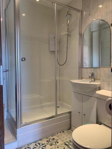 Modern One Bedroom Apartment Лоссімут Екстер'єр фото